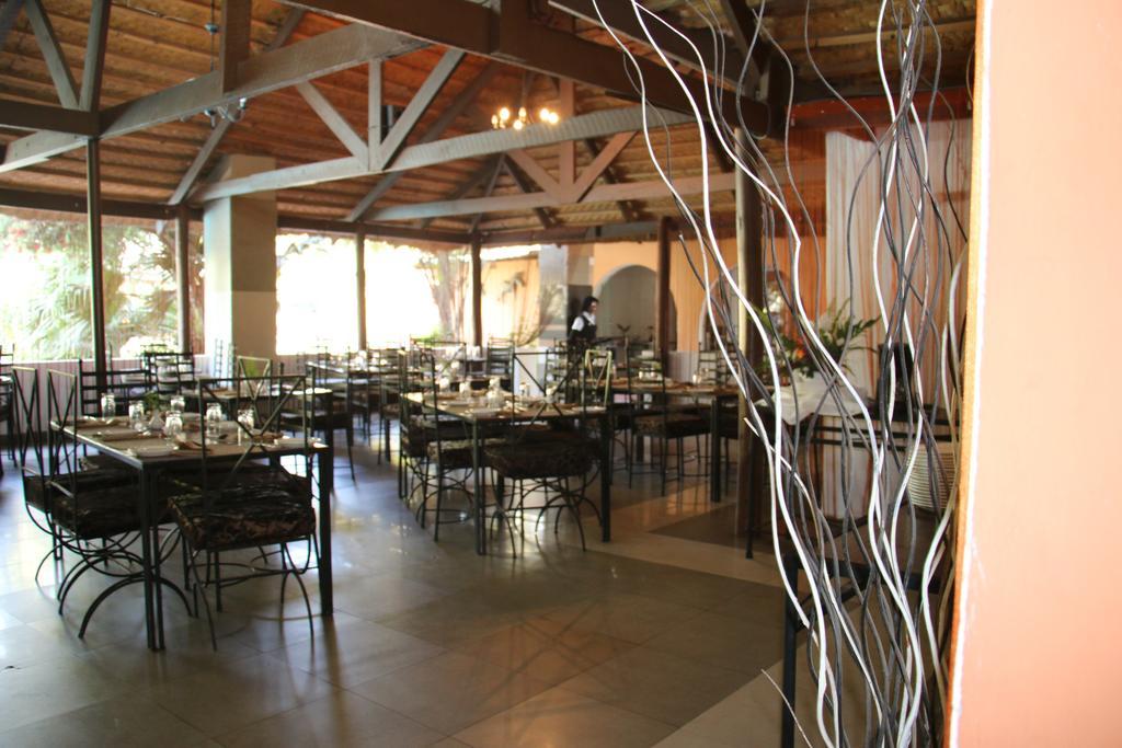 Palmwood Lodge Lusaka Ngoại thất bức ảnh
