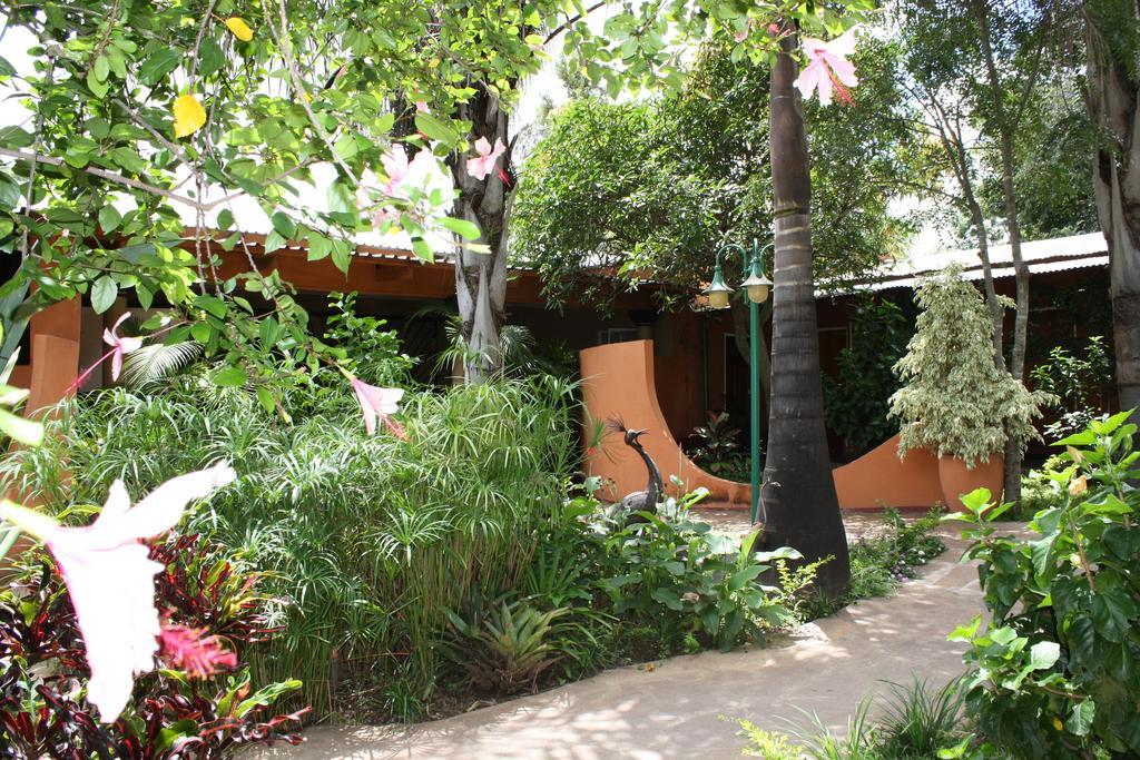 Palmwood Lodge Lusaka Ngoại thất bức ảnh