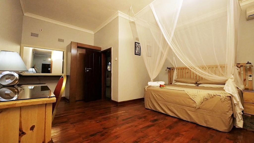 Palmwood Lodge Lusaka Ngoại thất bức ảnh