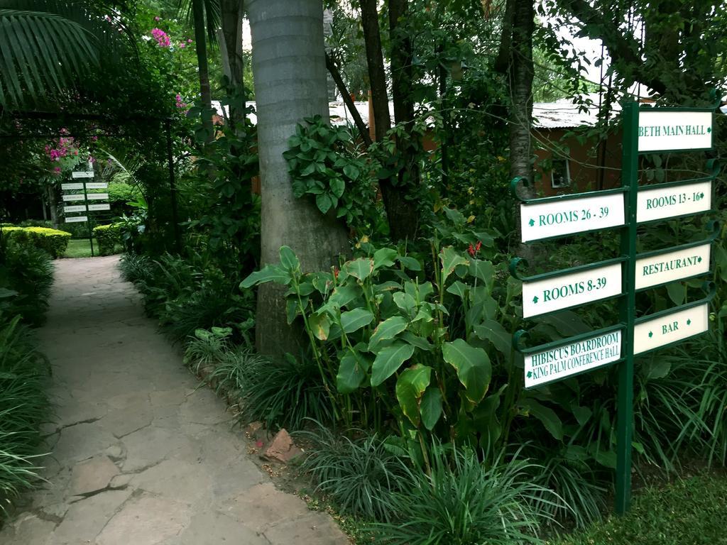 Palmwood Lodge Lusaka Ngoại thất bức ảnh