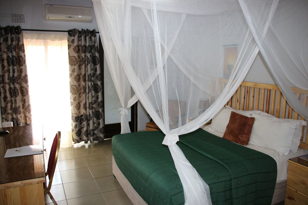 Palmwood Lodge Lusaka Ngoại thất bức ảnh